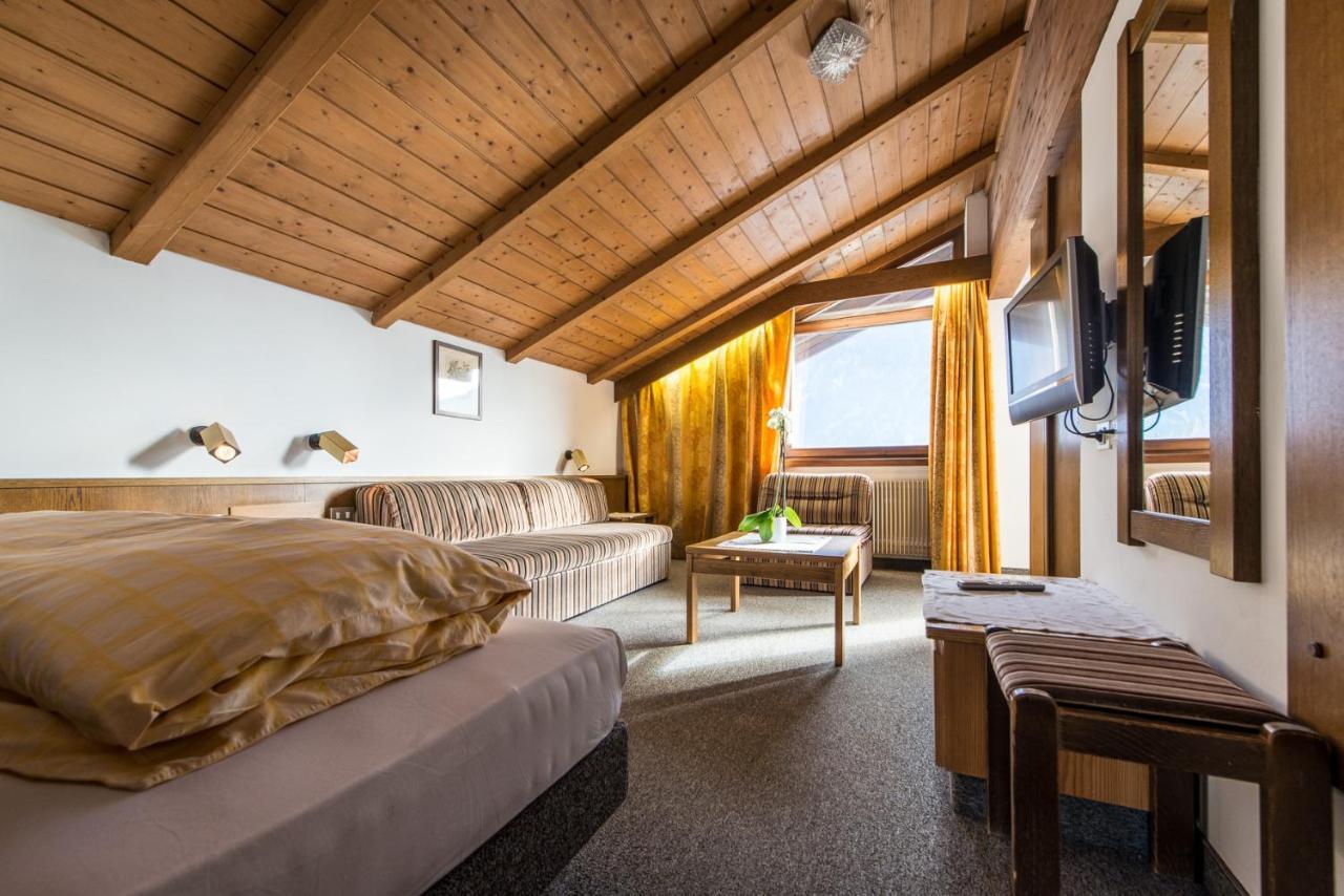 Hotel Tubris Campo Tures Exterior foto