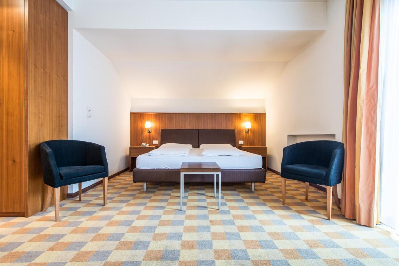 Hotel Tubris Campo Tures Exterior foto